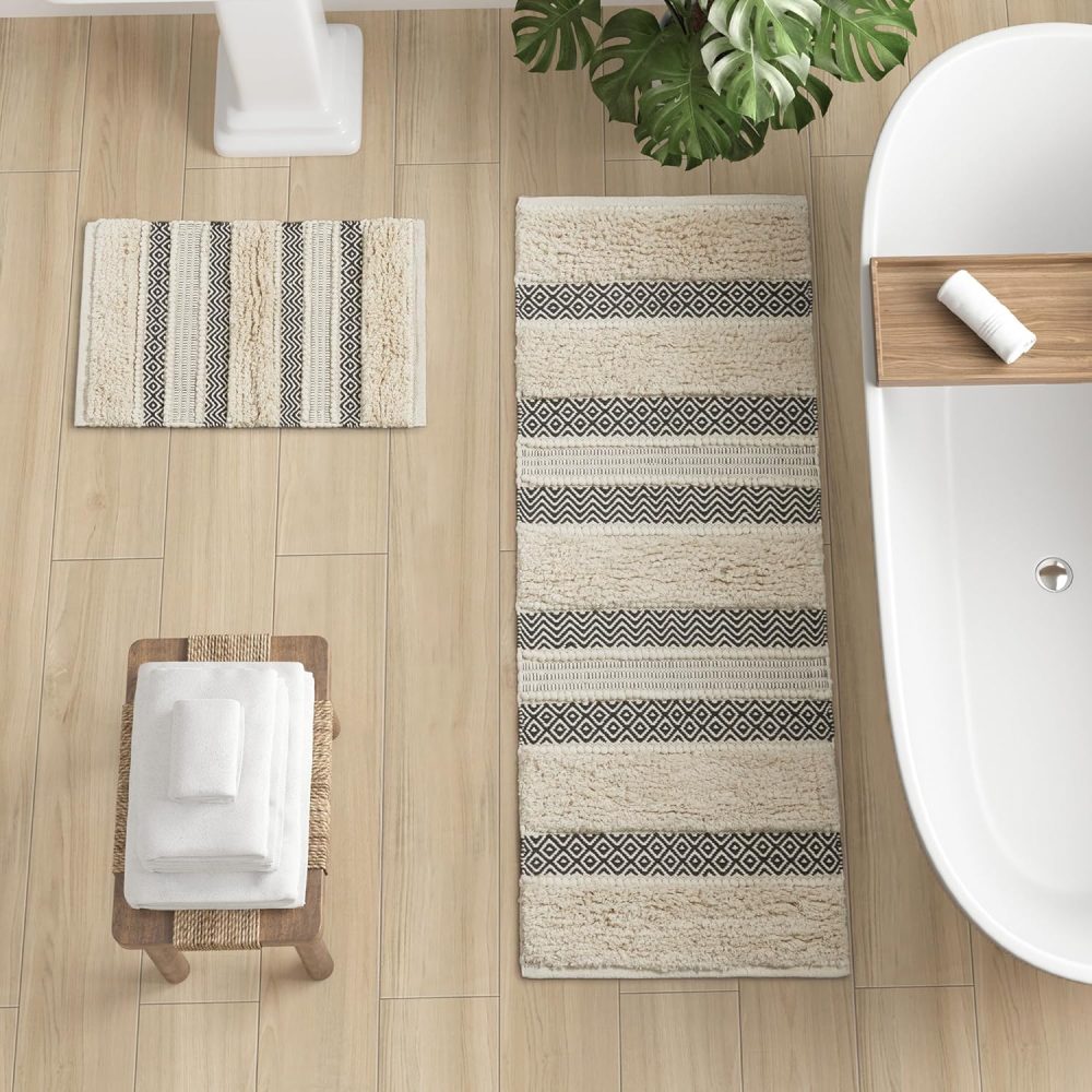 INK+IVY Bath Rug Hand-Woven Texture Shaggy Striped Soft & Water Absorbent, Boho Bathroom Décor Bath-Mats, Non-Slip Absorbent Quick Dry Mats for Tub, Shower Room, Asher, 20x32, Black 1 Piece
